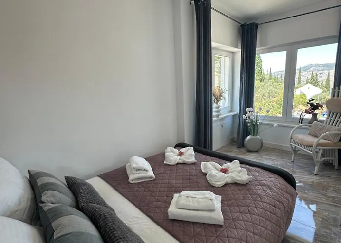 Ellara Penthouse Apartamento