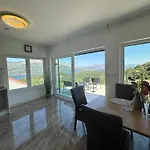 Ellara Penthouse Zrnovo