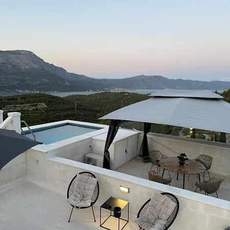 Ellara Penthouse