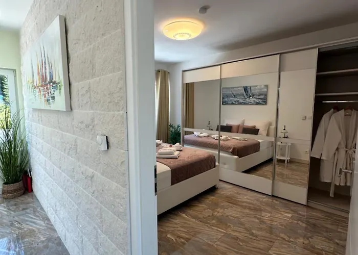 Ellara Penthouse * Žrnovo