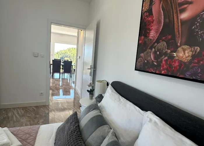 Apartman Ellara Penthouse Žrnovo